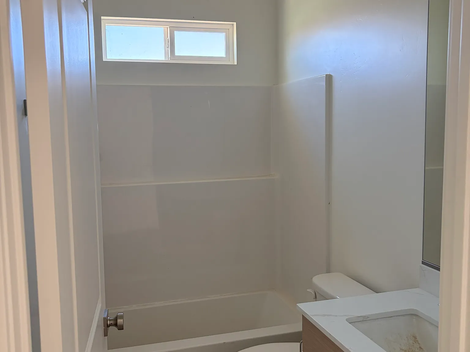 2 bed, 1240 sqft, $1,650 — Photo 3