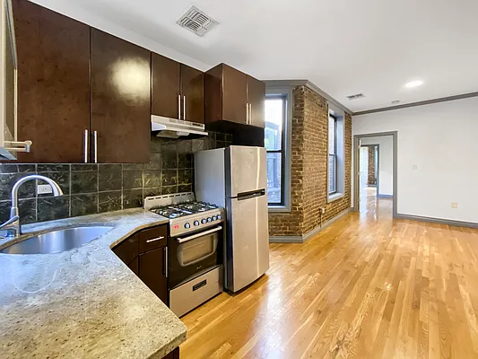 Rented by Skyward | media 9