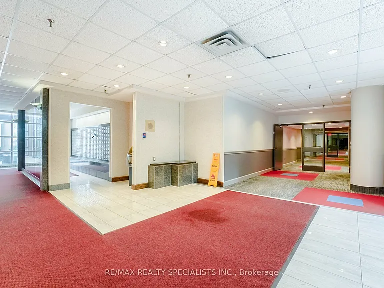 265 Enfield Pl #1808 — Photo 4