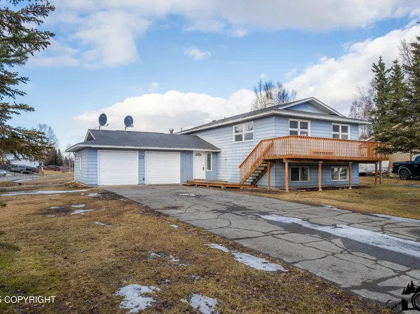 7201 Sanak Cir, Anchorage, AK 99504