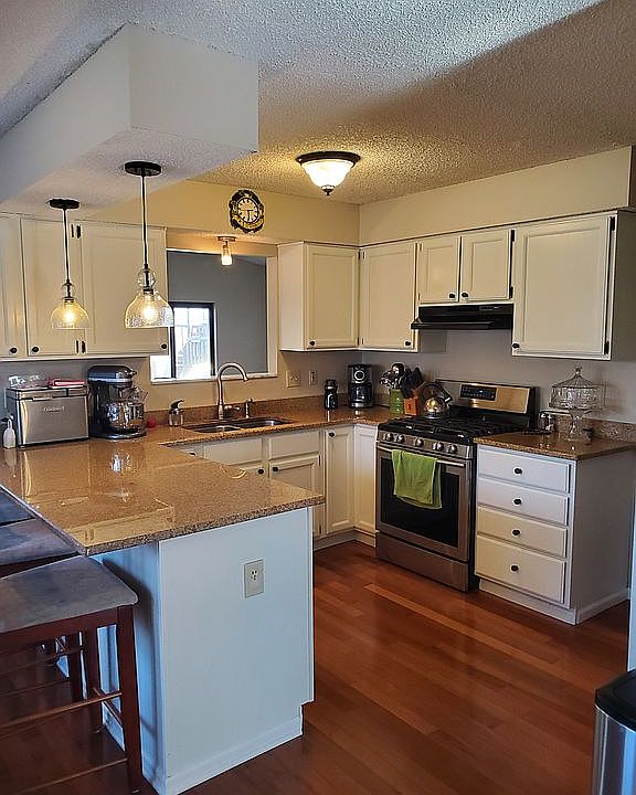 2nd image of 8522 Starlight Ct