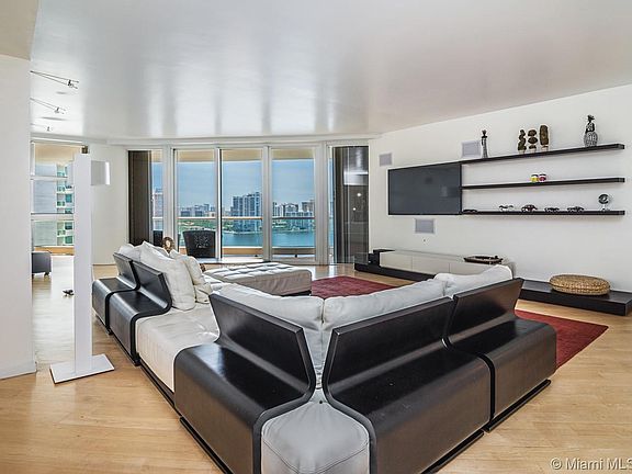 2nd image of 7000 Island Blvd APT 1907