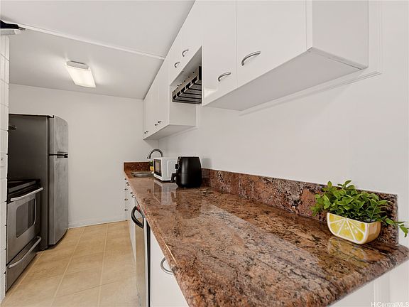 4th image of 1720 Huna St #B501