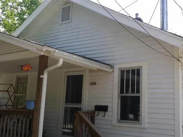 504 N East St, Fairfield, IA 52556