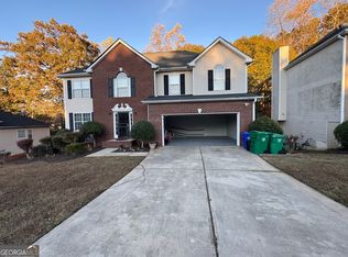 3233 Rockmill Dr, Ellenwood, GA 30294