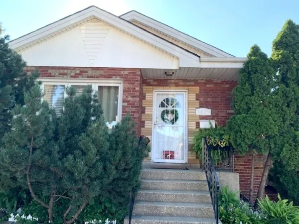 4824 S La Crosse Ave, Chicago, IL 60638