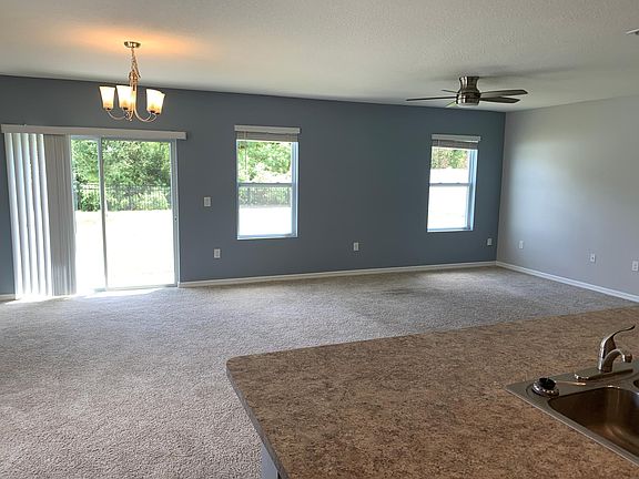 3rd image of 3059 Gibraltar Blvd