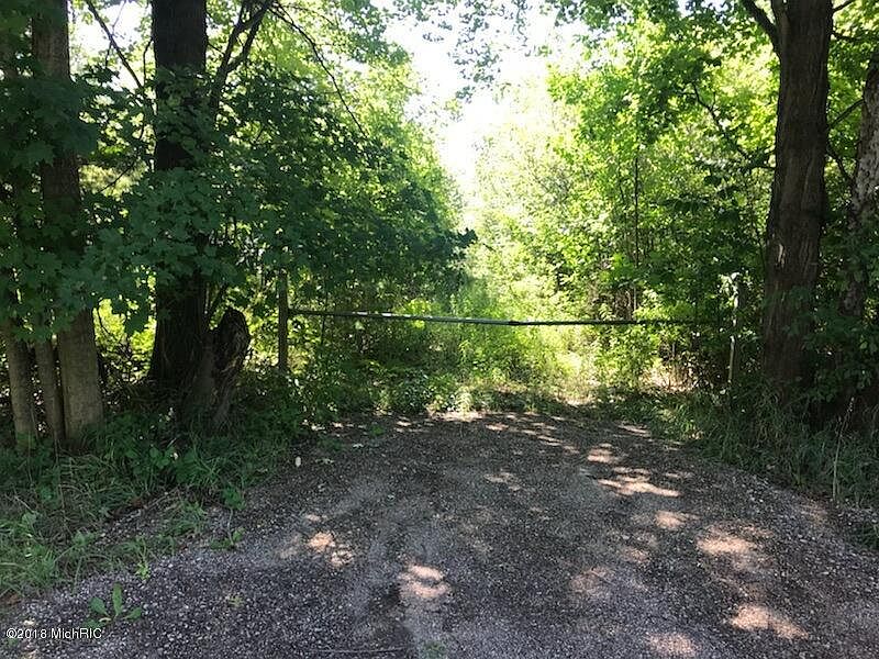 2nd image of 2525 W River Rd