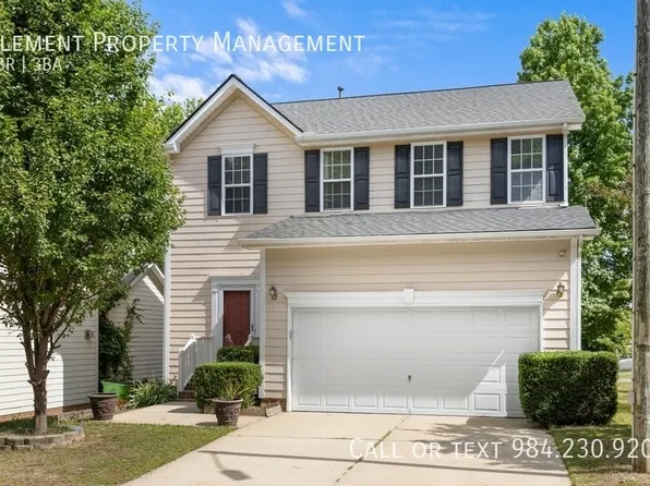 100 Henson Pl, Apex, NC 27502