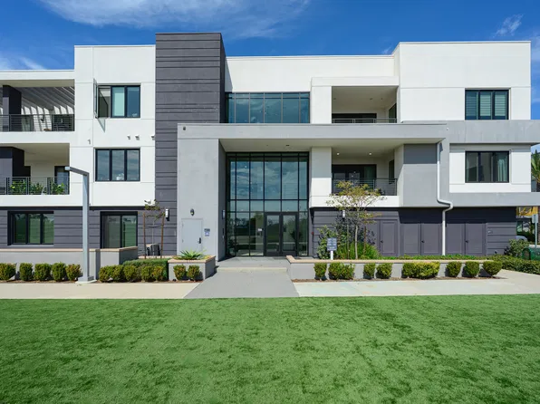 16450 Veterans Way, Tustin, CA