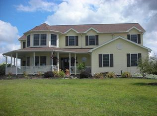 26 Daniel Ln, Berwick, PA 18603