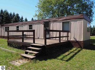 4115 Waug Rd, Benzonia, MI 49616