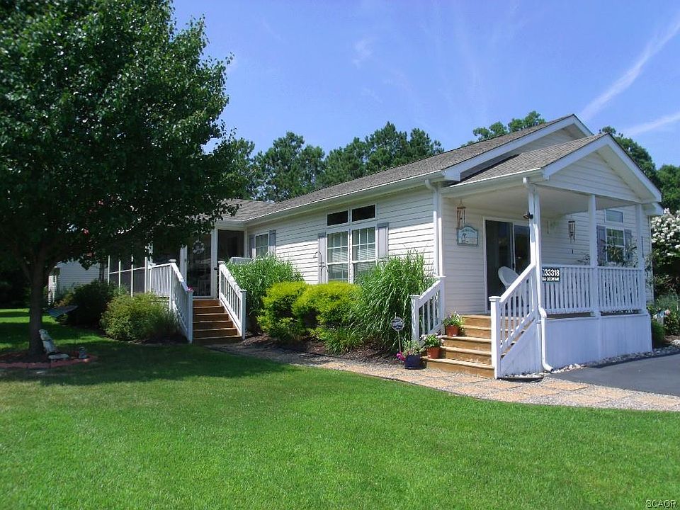 1st image of 33318 Lakeshore Cir