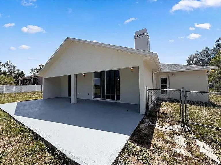 8373 Pinewood Ave — Photo 15
