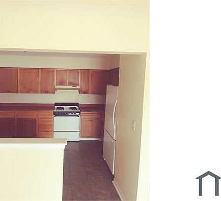 5th image of 3436 Harrison Ave APT 3