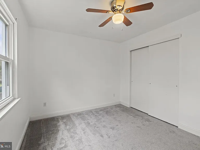 8 Fanelli Ln #A — Photo 14