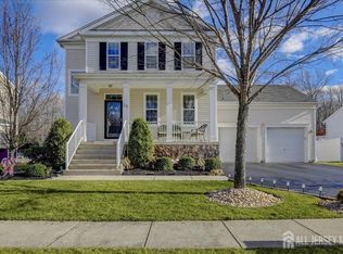 25 Karrich Ct, Monroe, NJ 08831