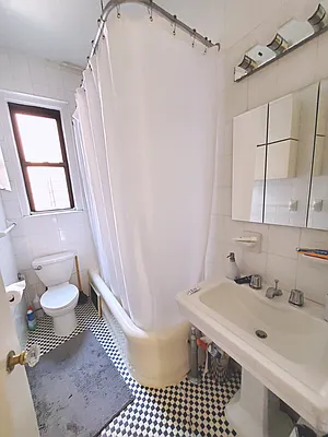 Rented by Rachel Realty | media 37