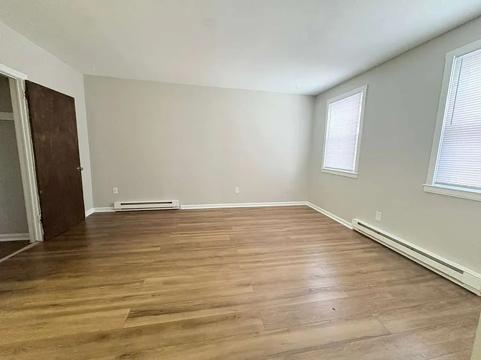 516 Columbus Ave #FF