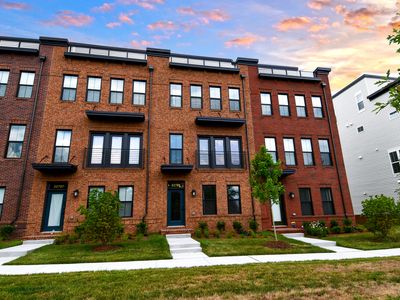 22799 Tawny Pine Sq, Ashburn, VA, 20148