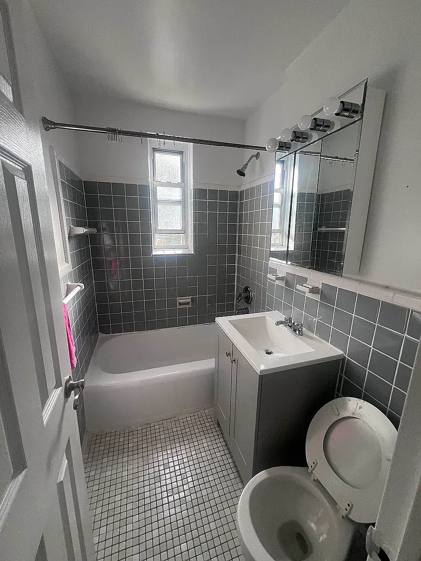 142-35 84th Drive — Photo 4