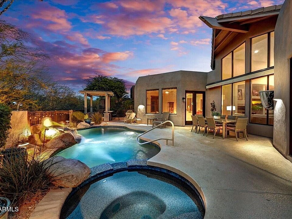 1st image of 10894 E BALANCING ROCK Road