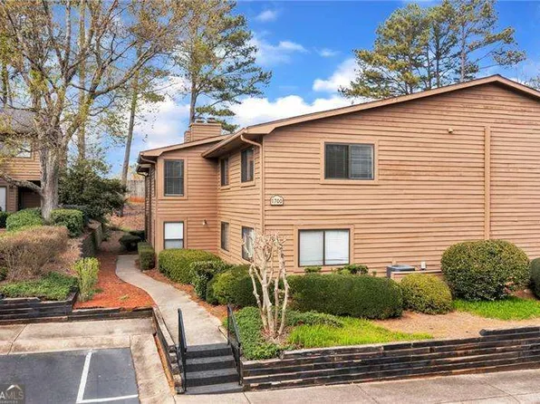 1701 Parkaire Xing, Marietta, GA 30068