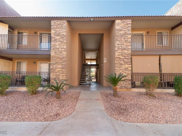 4941 River Glen Dr Unit 4, Las Vegas, NV 89103