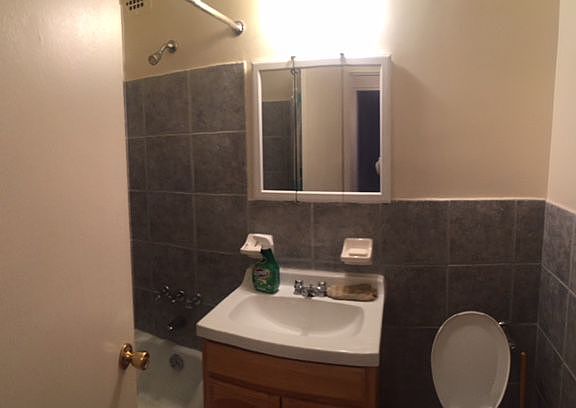 3rd image of 1275 E 51st St APT 4Z