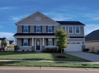 7842 Meridale Forest Dr, Charlotte, NC 28269