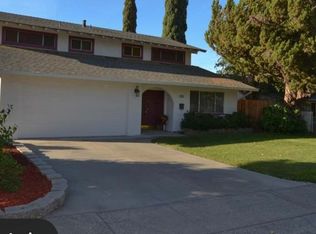 6642 Saint James Dr, Carmichael, CA 95608