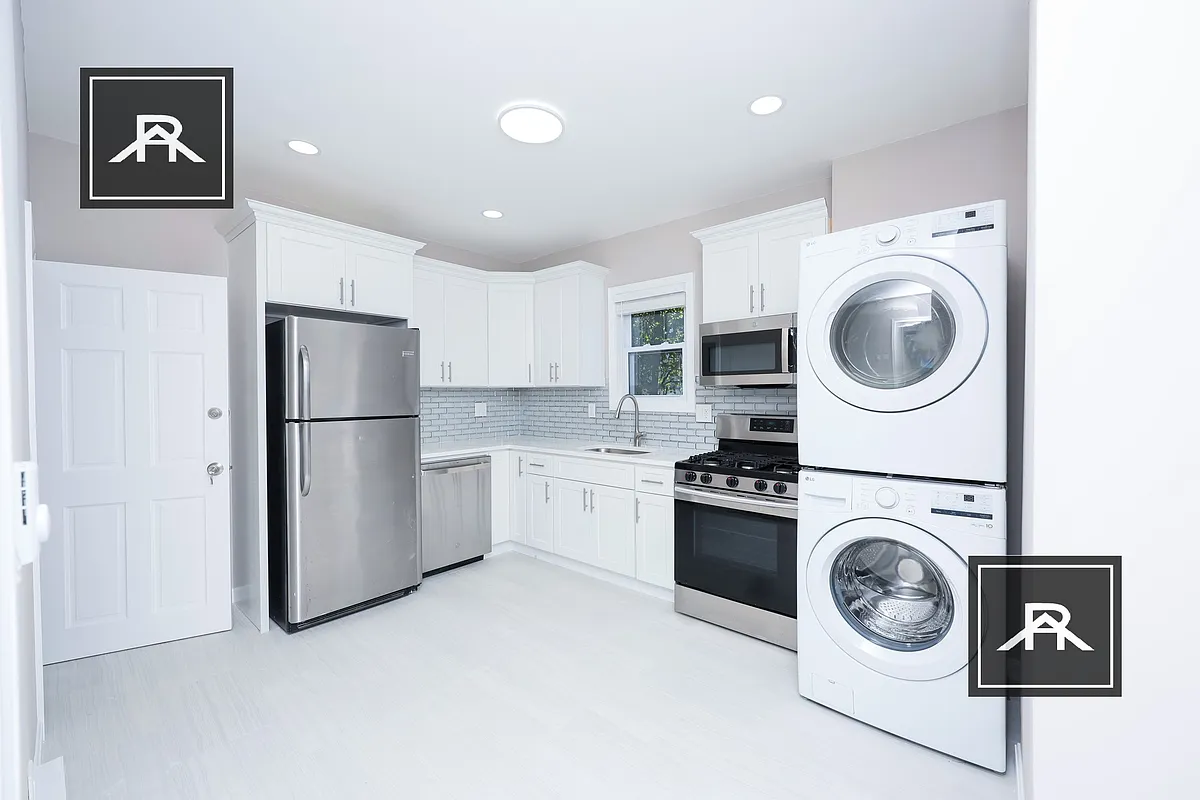 Building Photo - 17 Saunders St #15