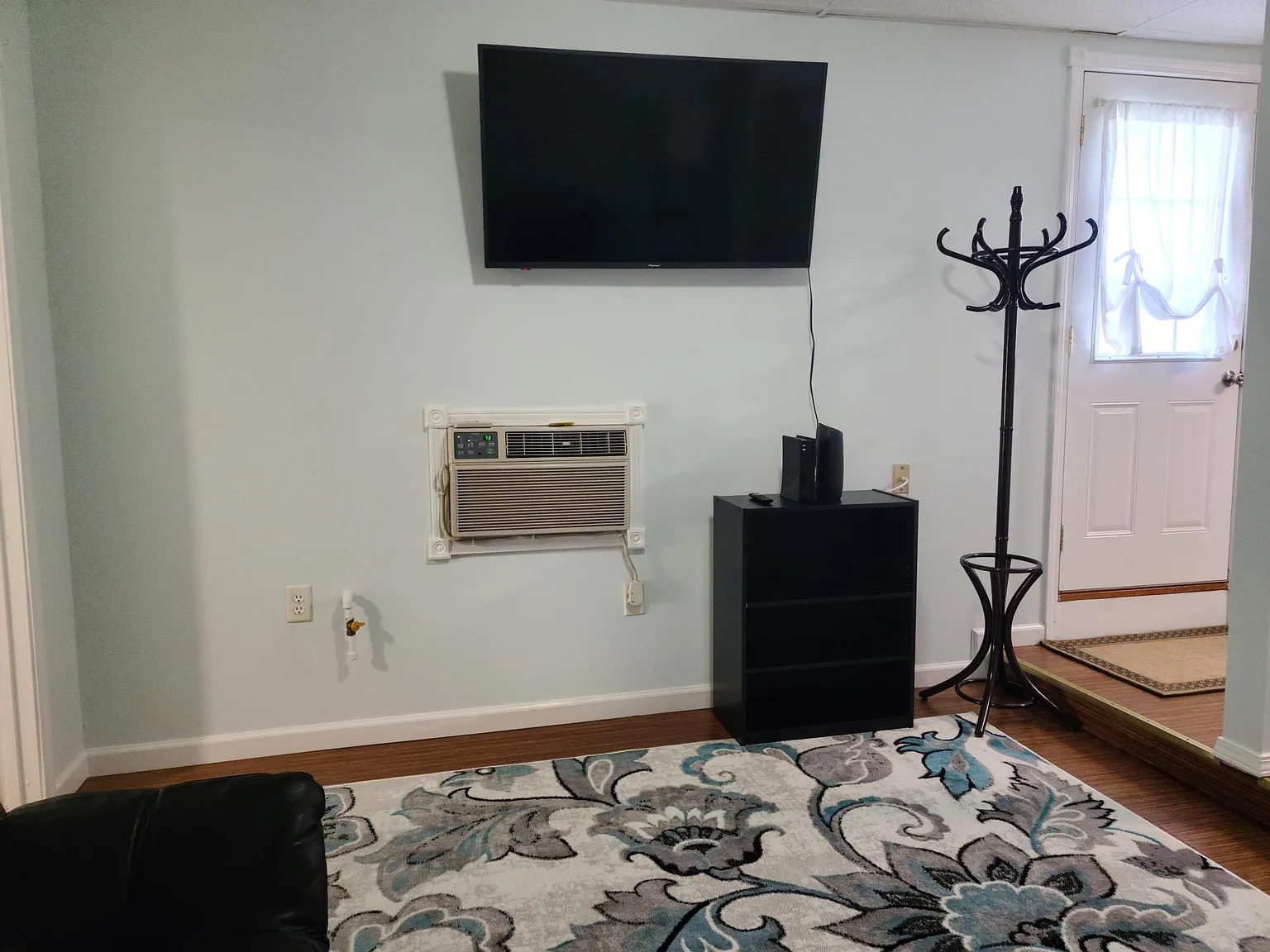 39 Pine Street — Photo 4