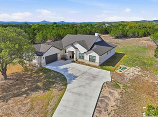 541 Rio Azul, Pipe Creek, TX 78063