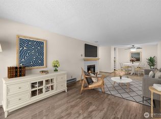 1239 SW 132nd Lane #822, Seattle, WA