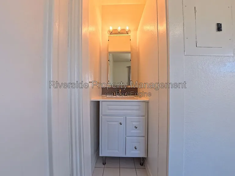 4566 Orange St #8 — Photo 24