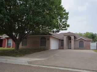 228 N Beach Ln, Laredo, TX 78041