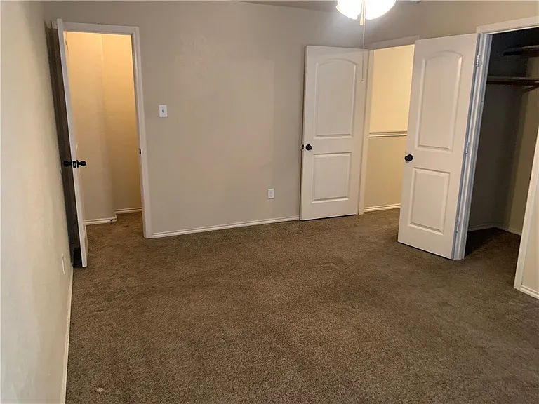 553 Creekside Cir #553 — Photo 12
