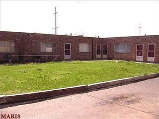 2nd image of 7313 W Florissant Ave