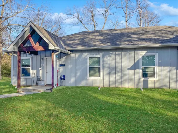 633-635 SE 12th St SE, Paris, TX 75460
