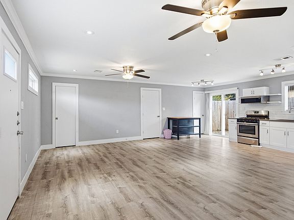 2nd image of 1103 Booker Ave APT B