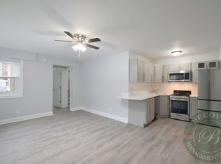 7710 N Sheridan Rd APT 102, Chicago, IL 60626