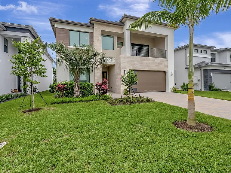 8612 Swinley Forest Way — Photo 1