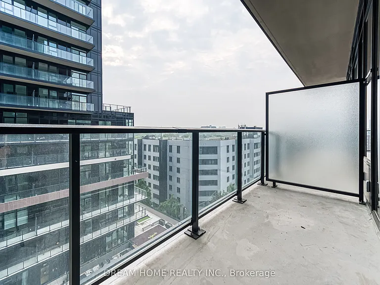 285 Dufferin St #705 — Photo 26