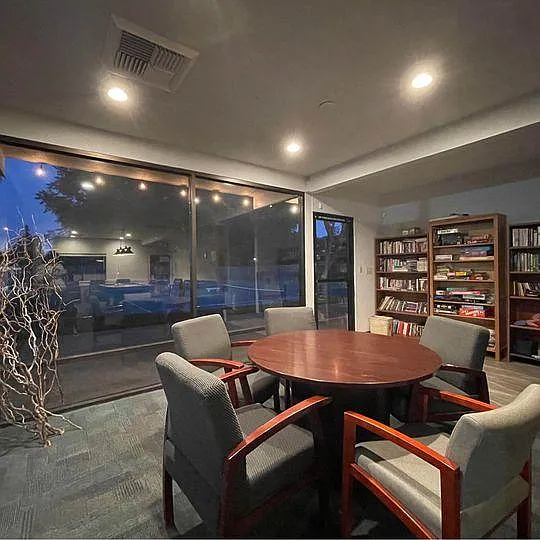 3153 Woods Cir — Photo 35