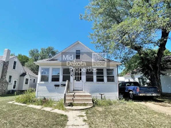 315 S Minnesota, 315 S Minnesota St, Mitchell, SD 57301