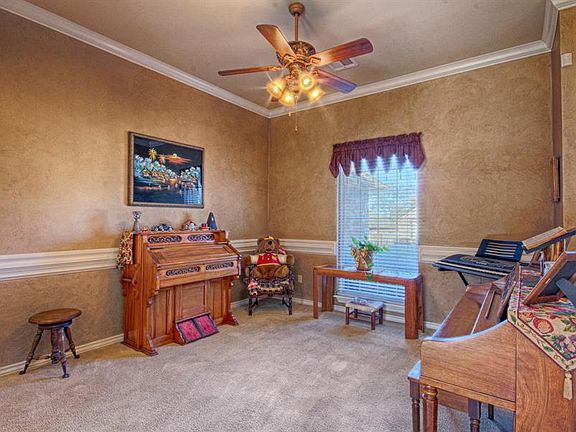4th image of 4216 NE 140th Pl