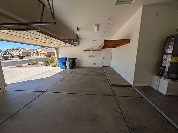 2nd image of 2692 E Torrey Pines Ln