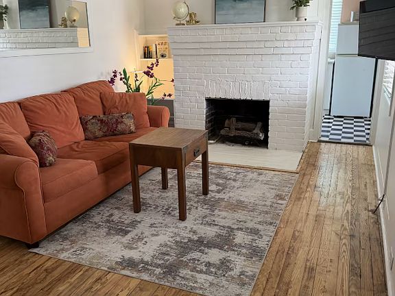 4th image of 203 37th St APT T1