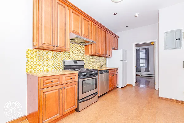 Rented by MySpaceNYC | media 2